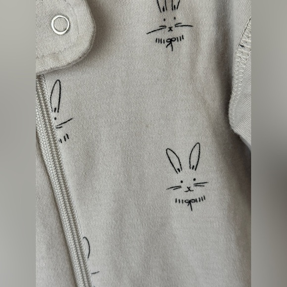 Quincy Mae Baby Bunny Brushed Zipper Sleep N' Play coverall print beige unisex - Picture 8 of 9